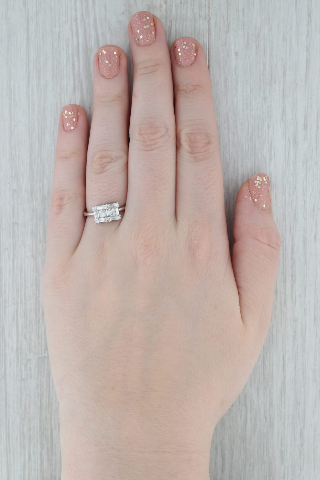 0.84ctw VS2 Diamond Baguette Ring 18k White Gold Size 7.75