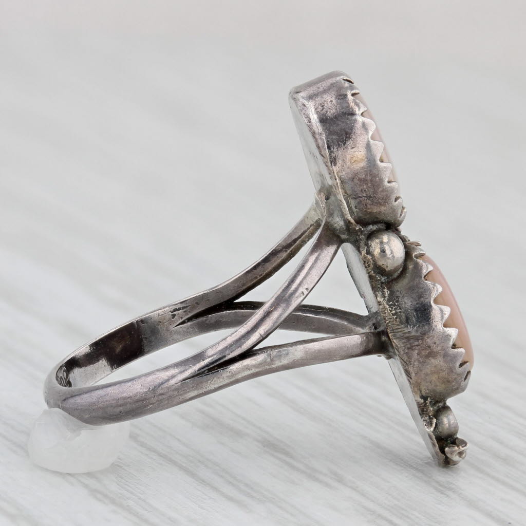 Light Gray Pink Mother of Pearl Floral Feather Ring Vintage Sterling Silver Size 5.25