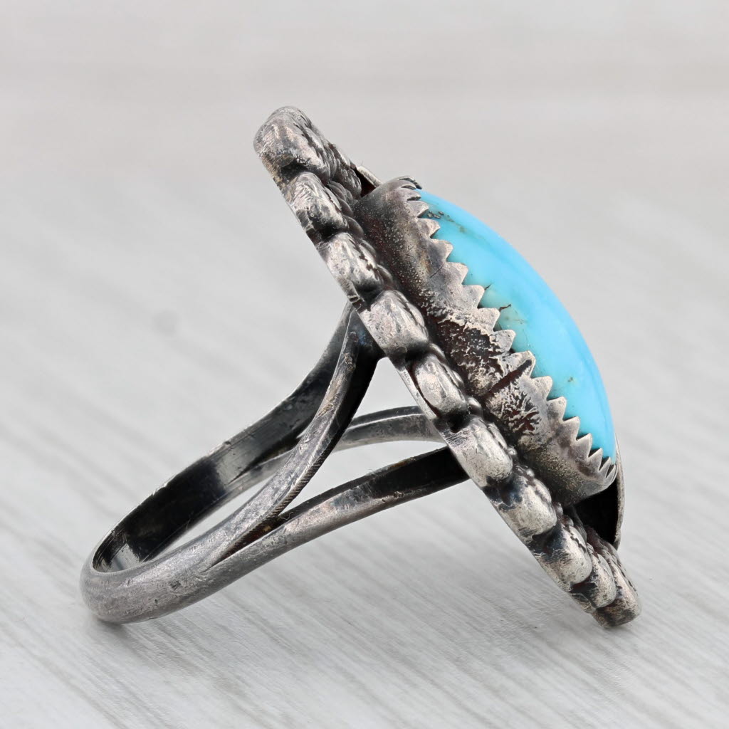 Light Gray Native American Turquoise Leaf Ring Sterling Silver Size 7.25 Statement