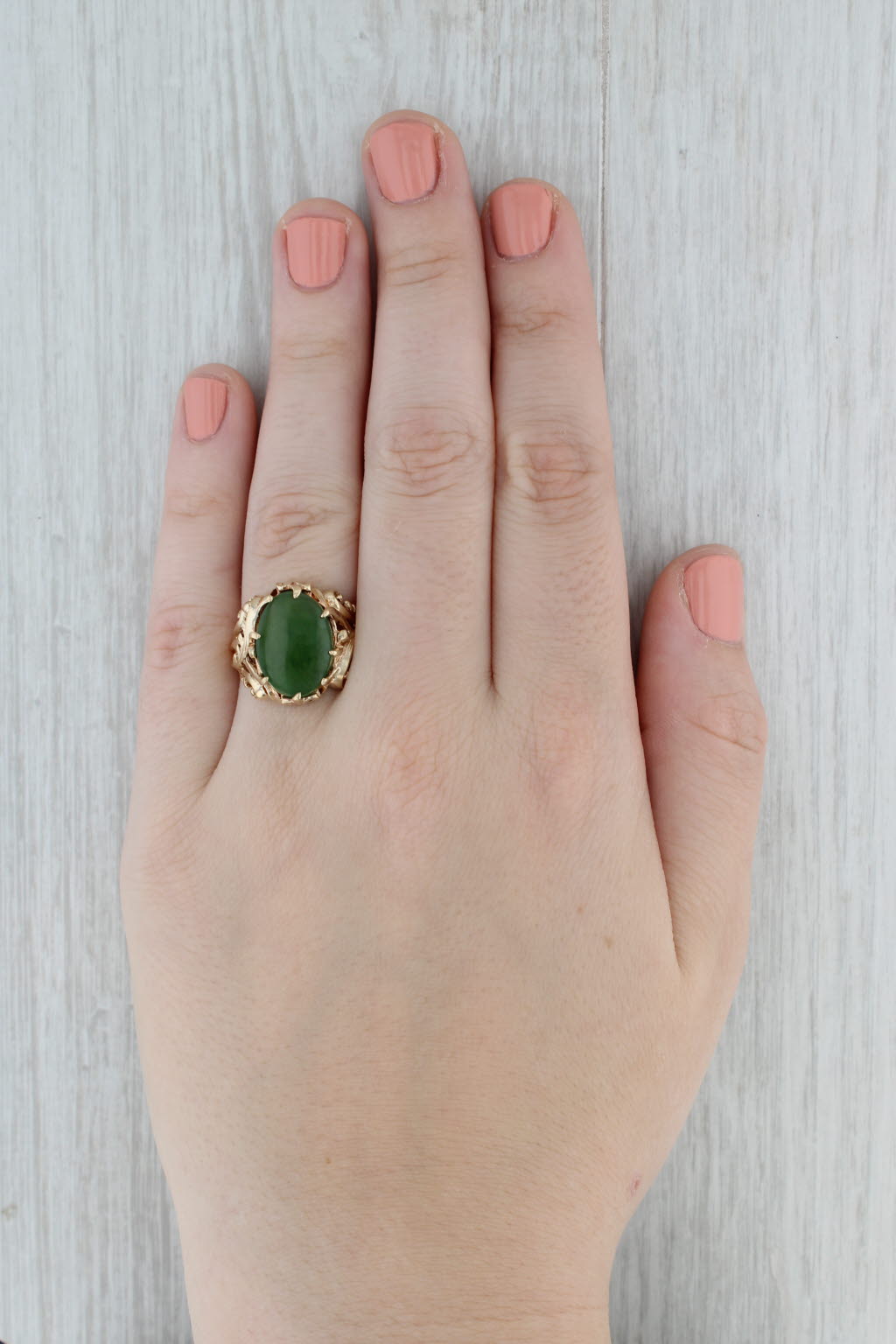 Gray Green Nephrite Jade Floral Ring 10k Yellow Gold Size 8.25 Oval Solitaire