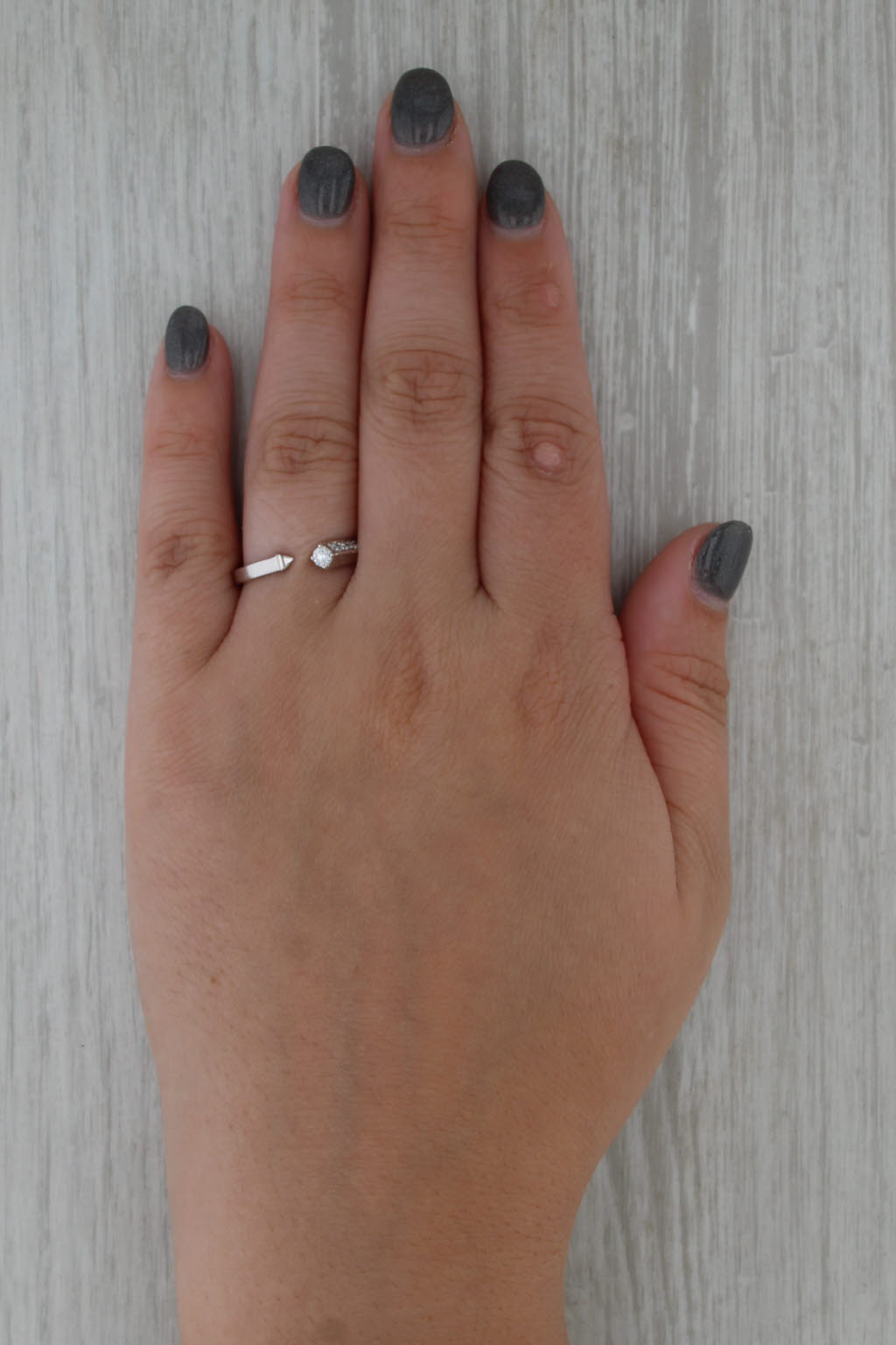 New Forevermark Diamond Bypass Ring 18k White Gold Size 6.75 Adjustable