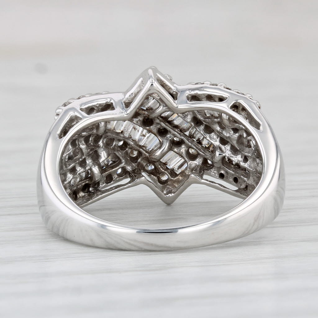 Light Gray 0.94ctw Diamond Crossover Ring 10k White Gold Size 7 Cocktail