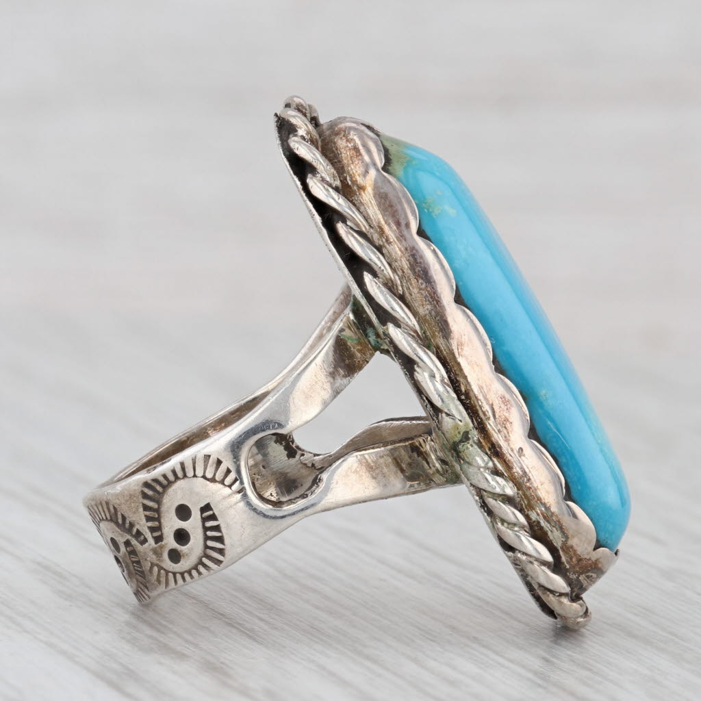 Light Gray Vintage Native American Oval Turquoise Cabochon Ring Sterling Silver Stamped