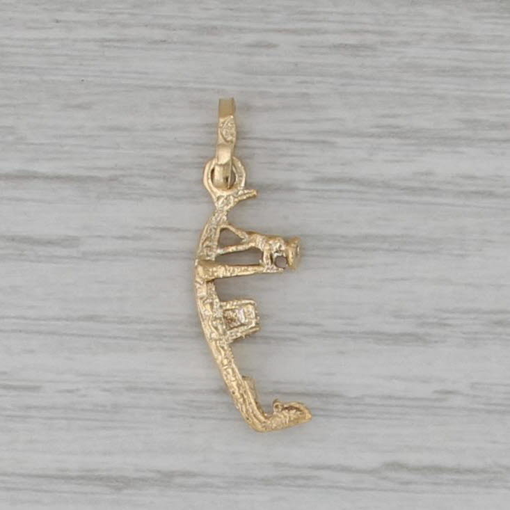 Venice Italy Gondolier Gondola Souvenir Charm 18k Yellow Gold Pendant