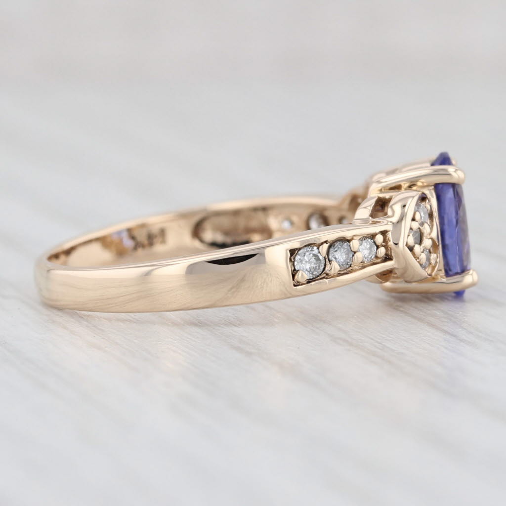 Light Gray 1.40ctw Oval Tanzanite Diamond Heart Ring 14k Yellow Gold Size 7.5