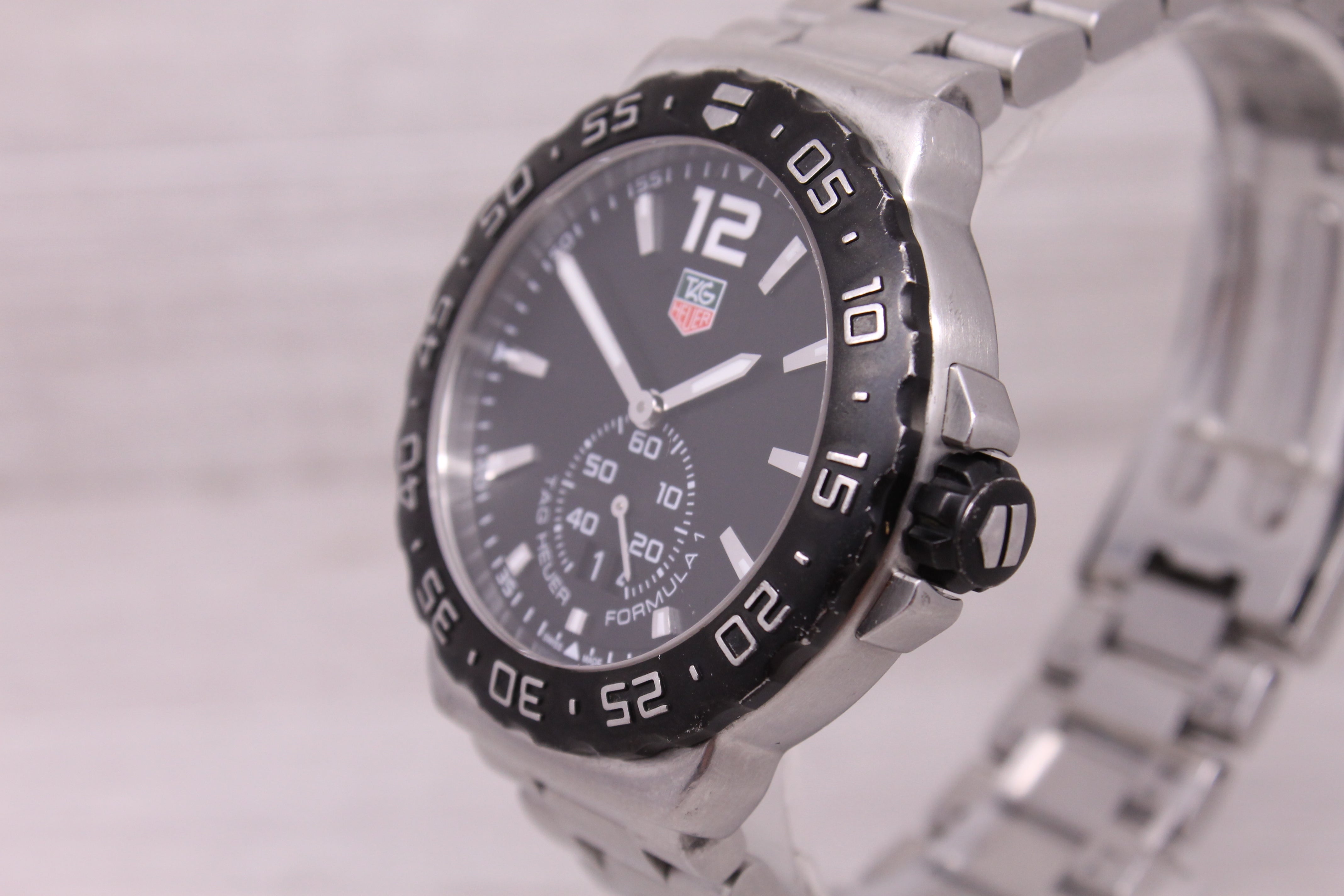 Gray Tag Heuer Formula 41.5mm Stainless Steel Mens Quartz Watch WAU1110 Large Band