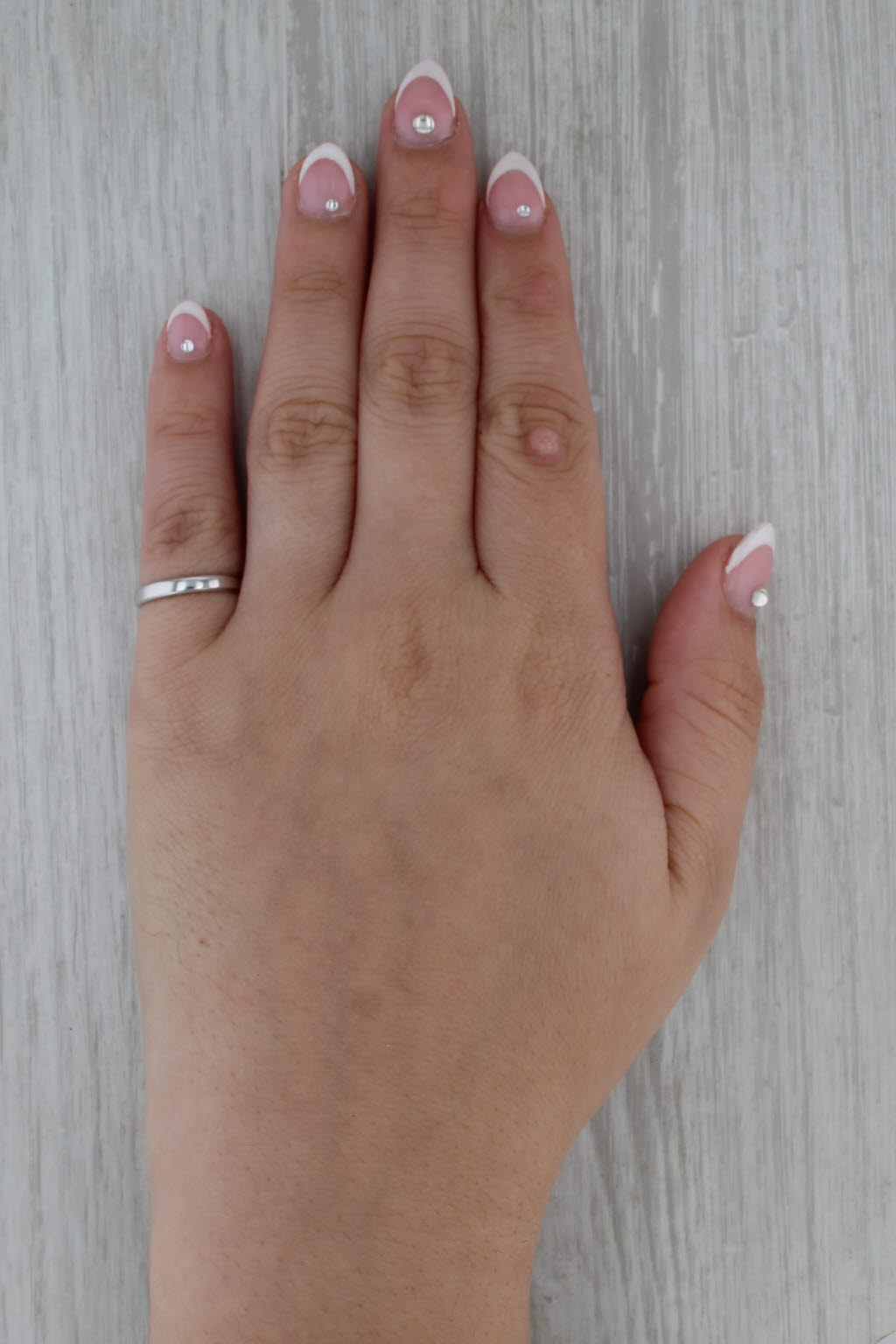 Classic White Gold Wedding Band 14k Size 5 Ring 2.6mm Stackable