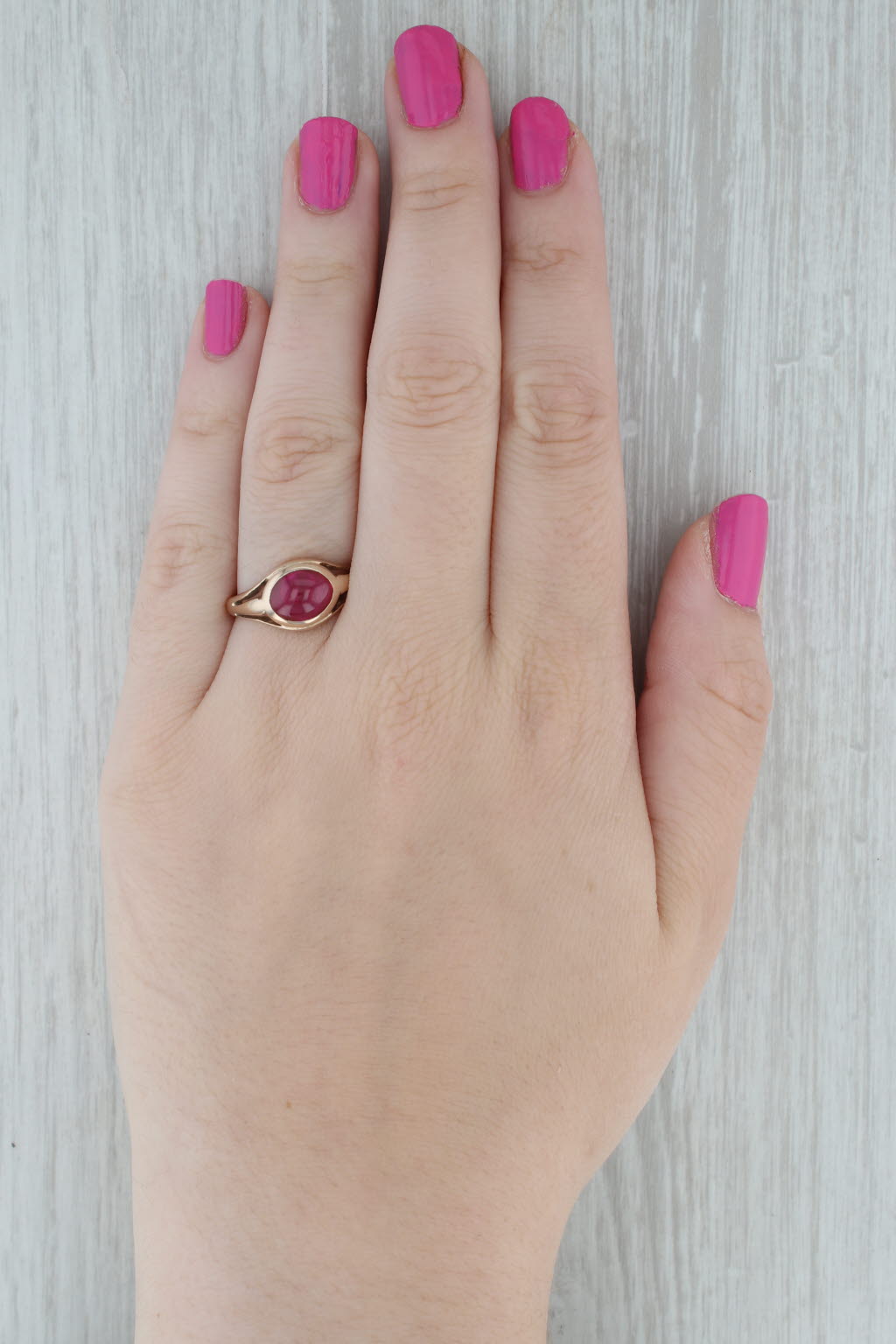 Dark Gray Vintage Lab Created Ruby Cabochon 10k Yellow Gold Ring Size 8.5