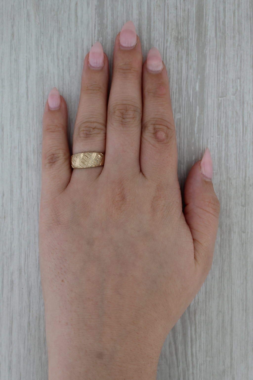 Brushed Crosshatch Pattern Ring 10k Yellow Gold Size 7 Band