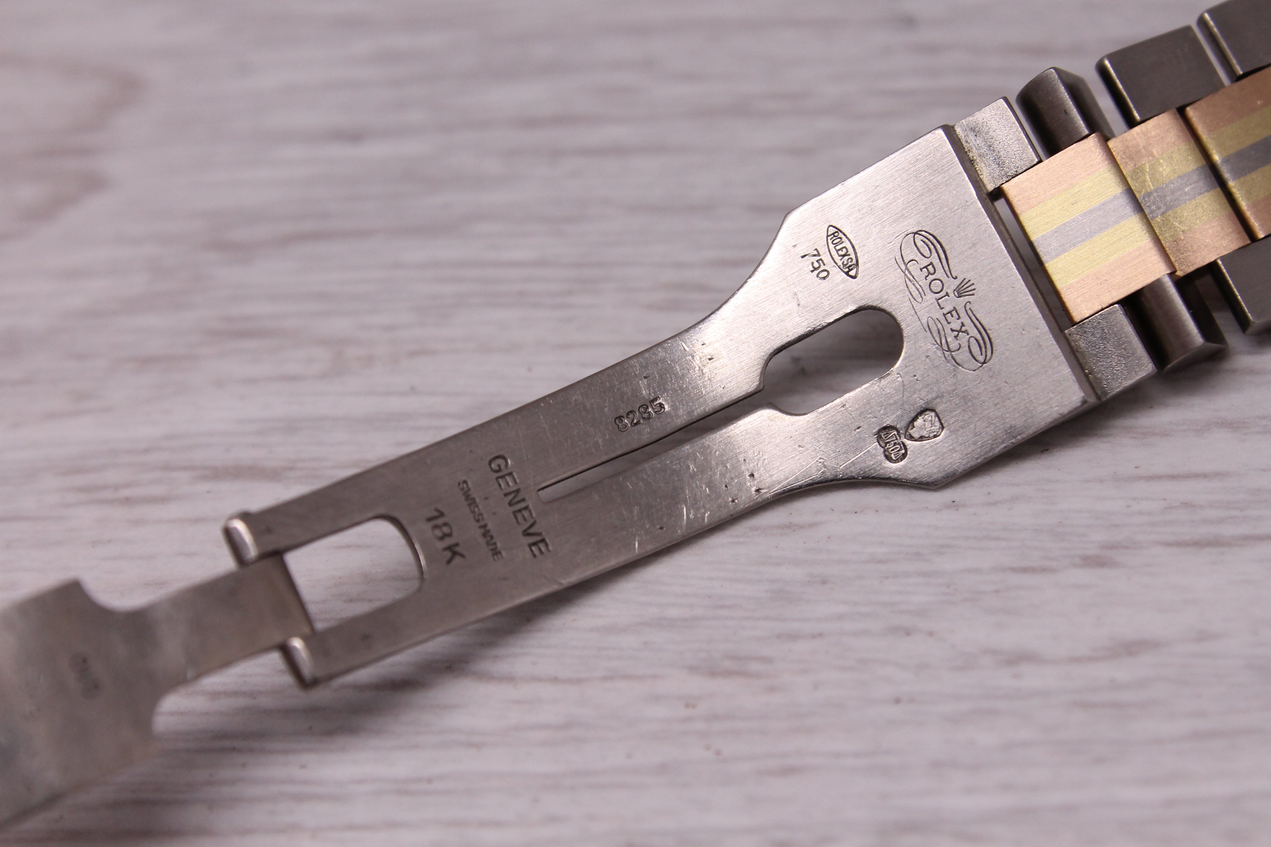 Vintage 1990 Rolex Day Date Tridor 18239B 18k Gold Automatic Watch w Bracelet