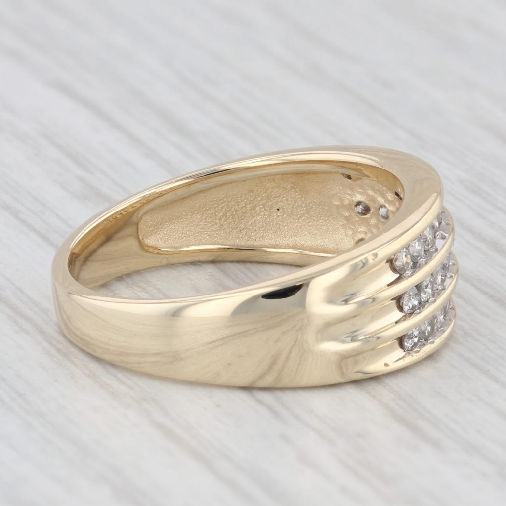 Light Gray 0.27ctw Diamond Ring 10K Yellow Gold Size 7.25 Wedding Band