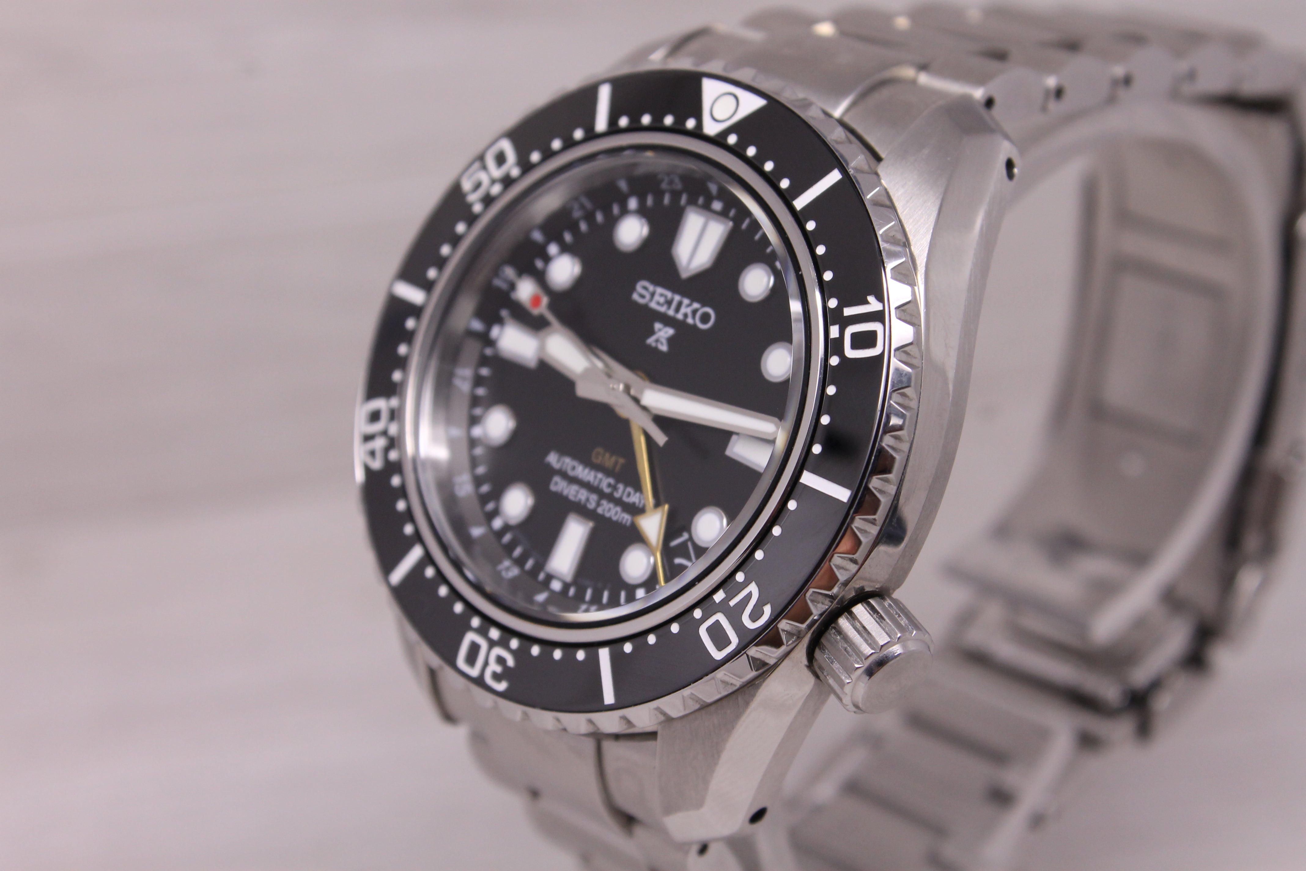 Seiko Prospex GMT SPB383J1 Mens 42mm Steel Automatic Diver Watch Bracelet & Box