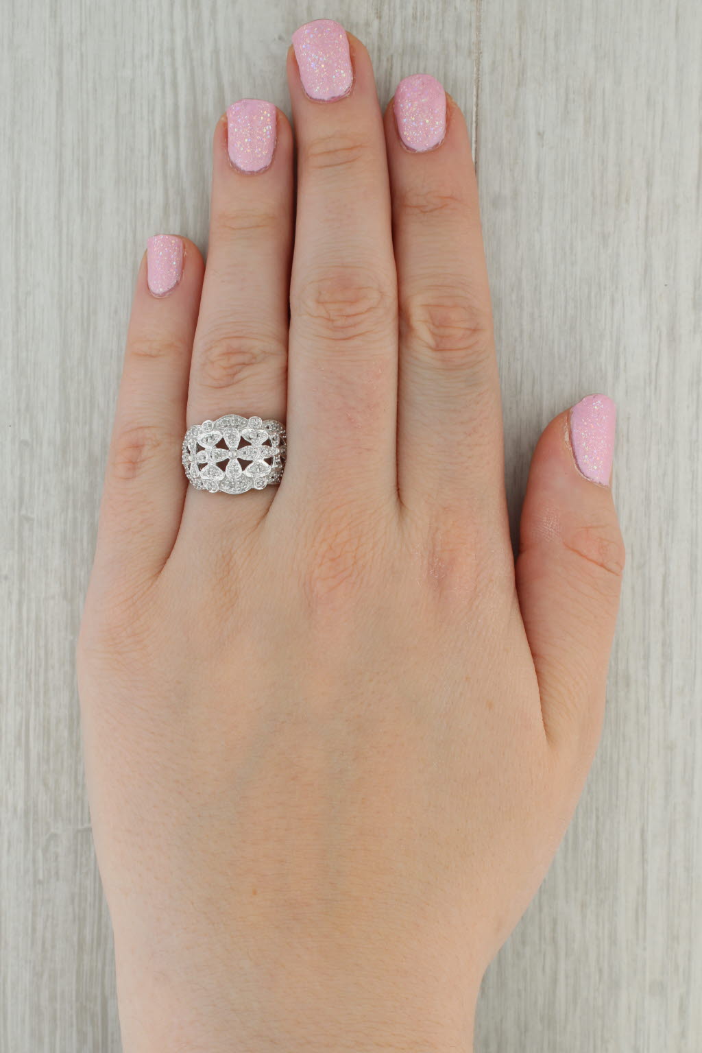 Dark Gray Floral Openwork Diamond Ring 10k White Gold Size 7.25 Cocktail