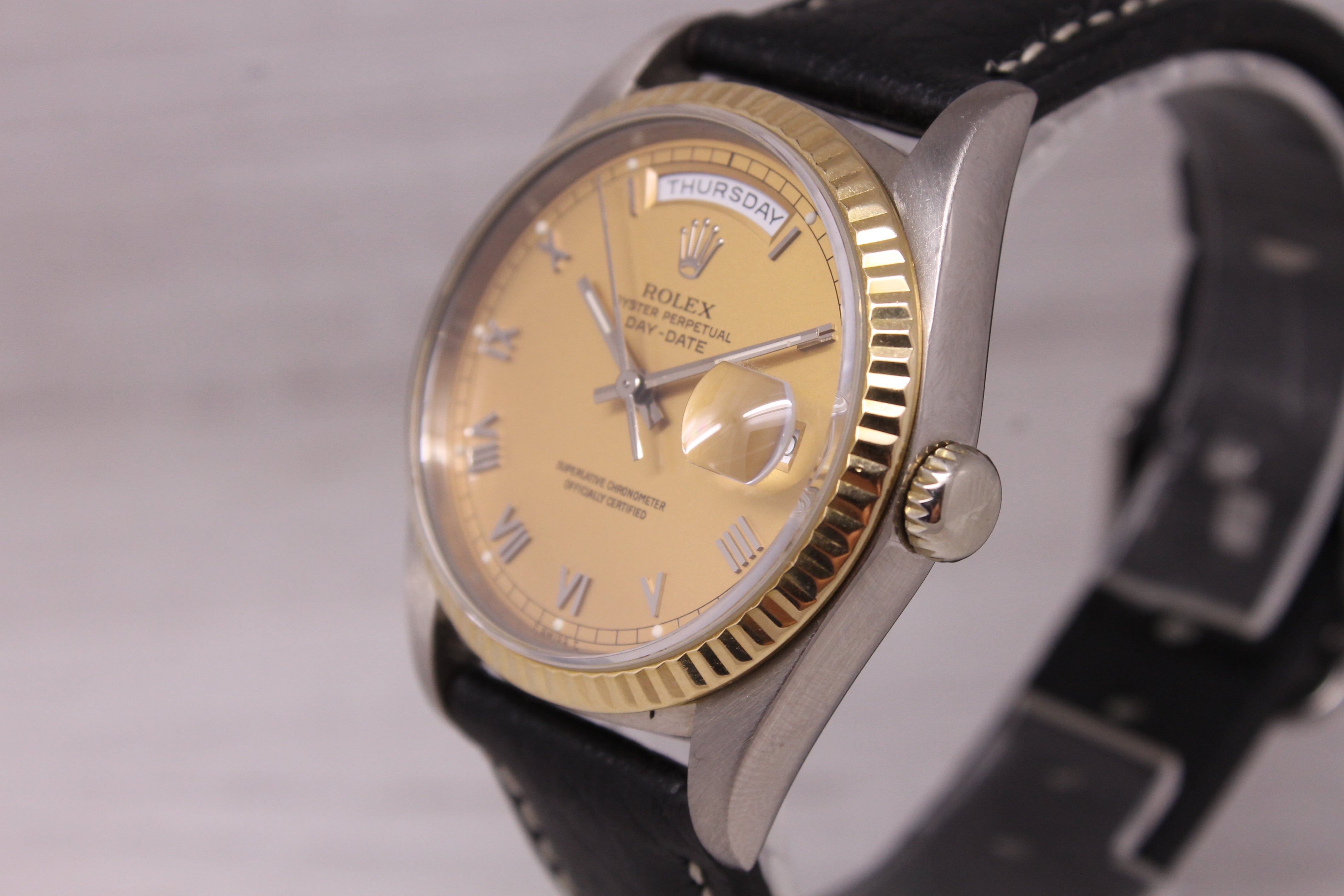 Vintage 1990 Rolex Day Date Tridor 18239B 18k Gold Automatic Watch w Bracelet