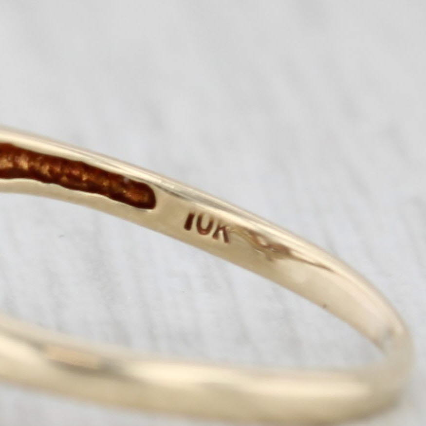 Light Gray 0.15ctw Diamond Interlocking Hearts Ring 10k Yellow Gold Size 4.5