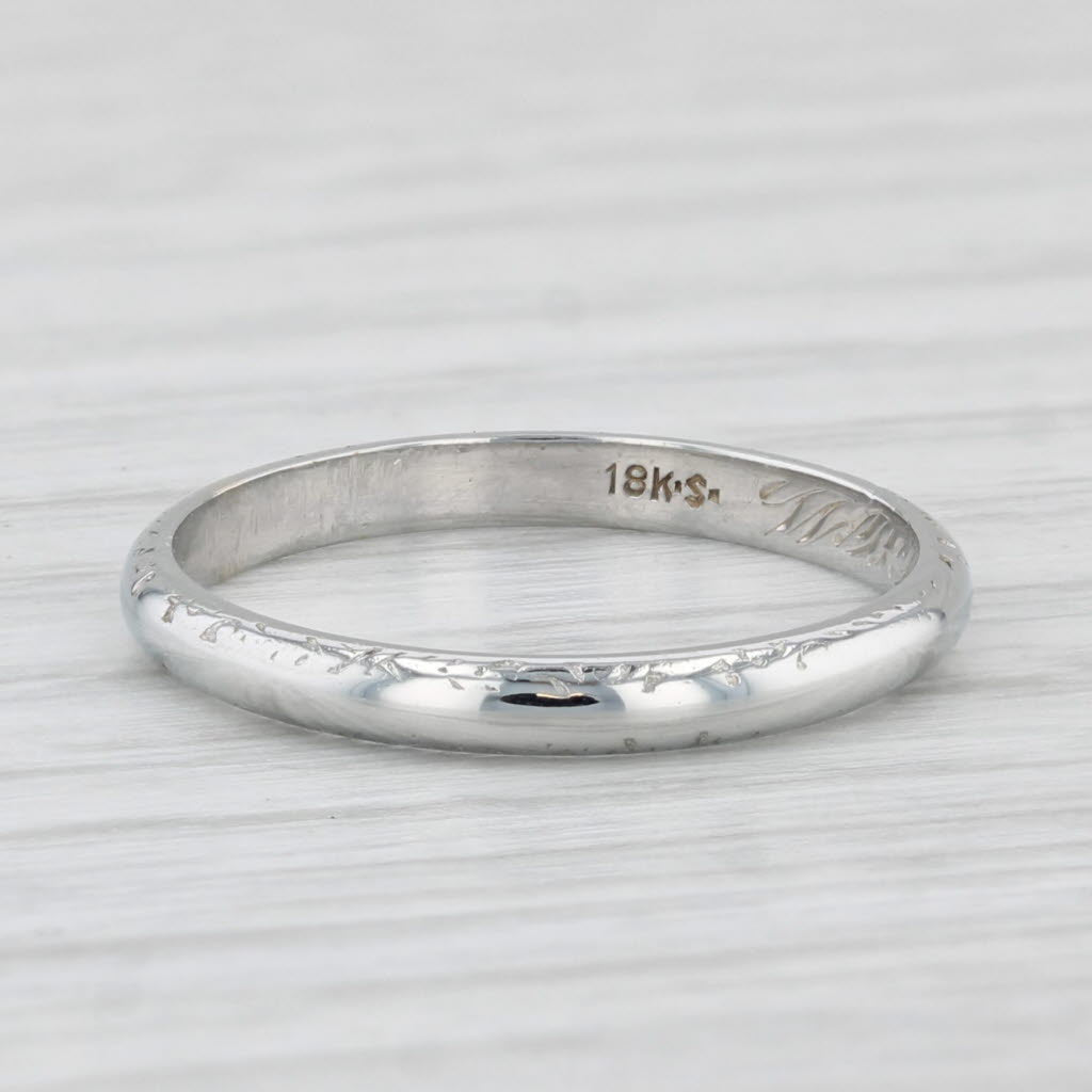 Light Gray Vintage Wedding Band 18k White Gold Size 5 Stackable Ring Floral Engraved