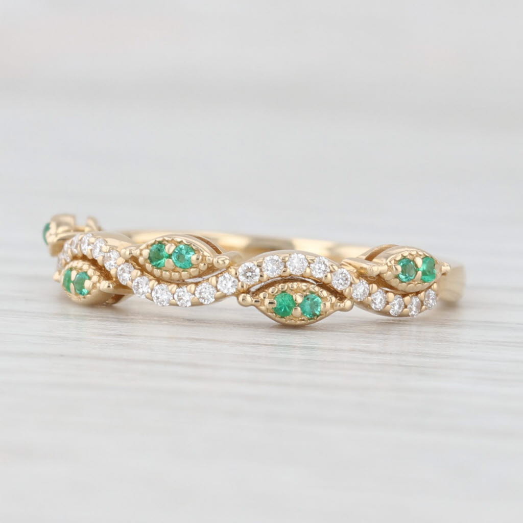 Light Gray New 0.19ctw Emerald Diamond Ring 14k Yellow Gold Stackable Wedding Band Sz 6.5