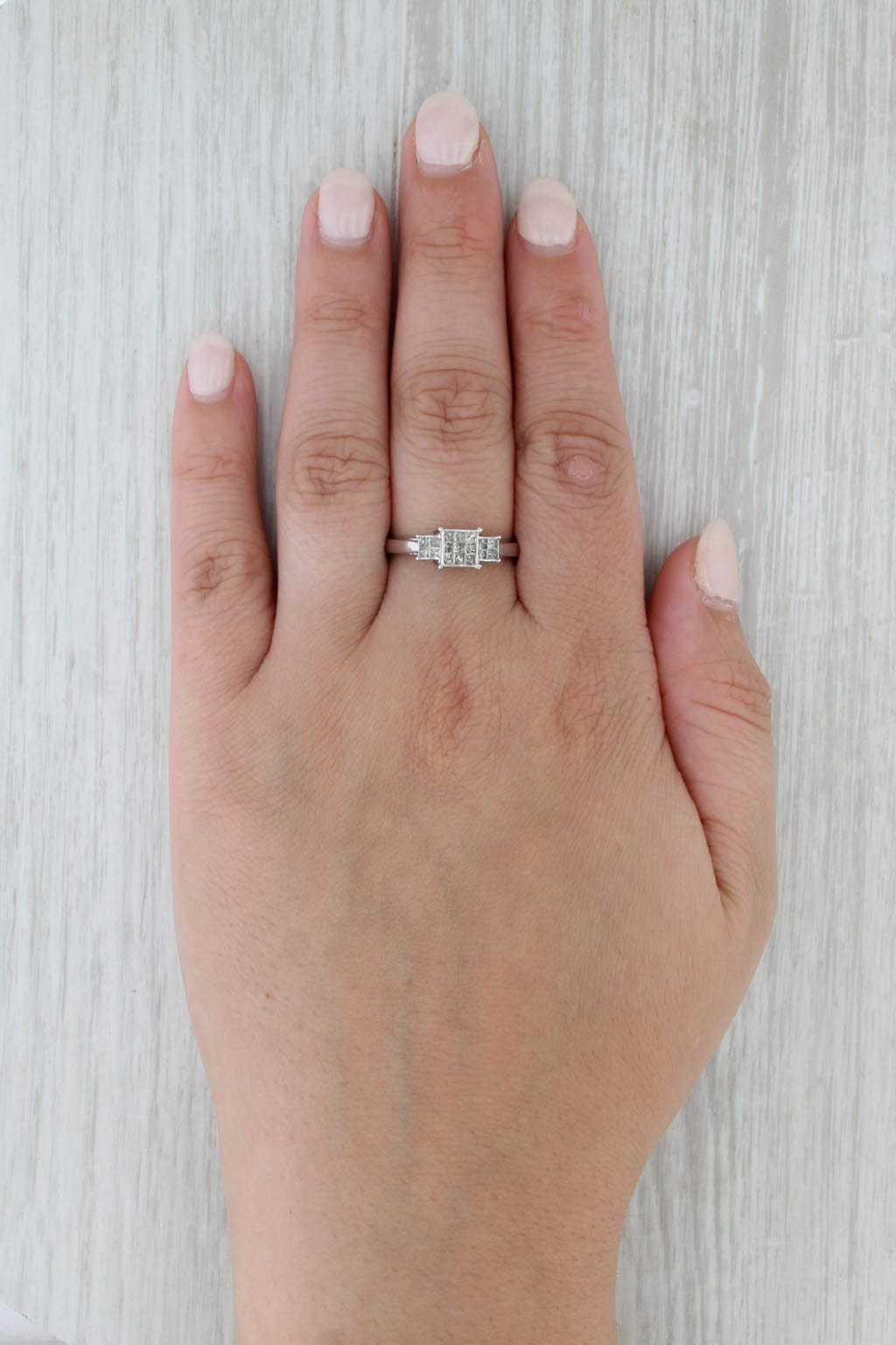 0.51ctw Princess Illusions Diamond Engagement Ring 10k White Gold Size 8.5