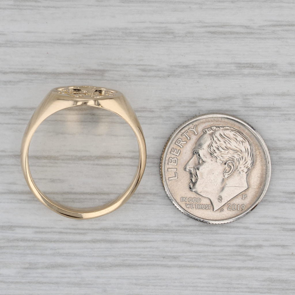 Gray Family Crest Coat of Arms Signet Ring 14k Yellow Gold Size 7.25