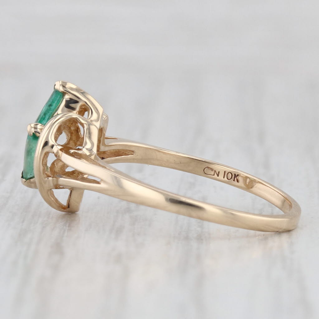 Light Gray 0.30ctw Green Beryl Emerald Diamond Ring 10k Yellow Gold Size 7