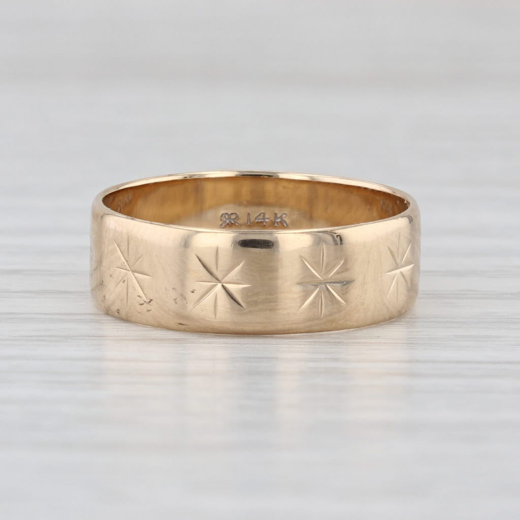 Star Etched Band Ring 14k Yellow Gold Size 7 Stackable 5.8mm