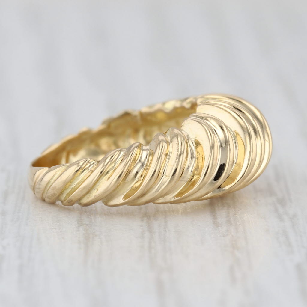Domed Scalloped Croissant Ring 18k Yellow Gold Size 5 Stackable