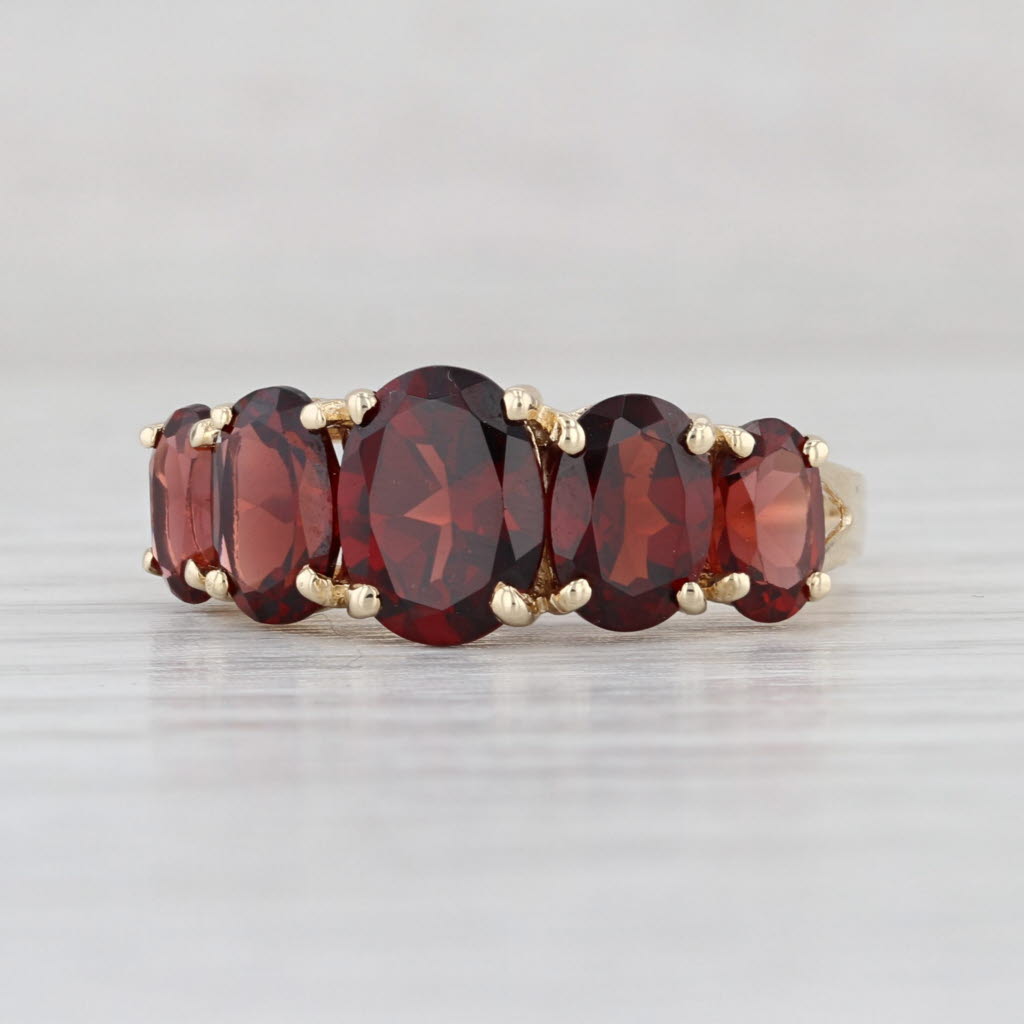 4.35ctw Tiered Oval 5-Stone Garnet Ring 10k Yellow Gold Size 8