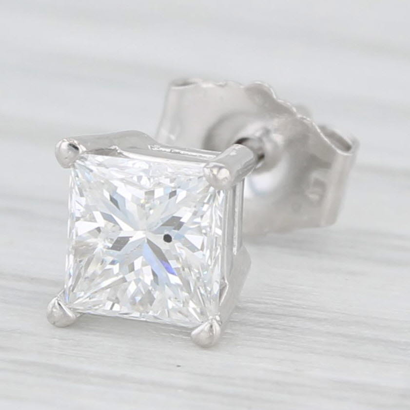 Light Gray SINGLE 0.45ct Princess Solitaire Diamond Stud Earring 950 Platinum