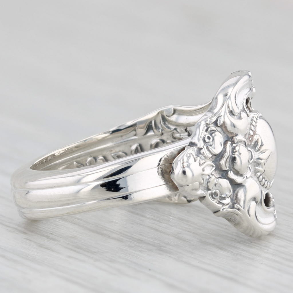 Light Gray Eloquence Flower Pattern Spoon Ring Sterling Silver Size 6.25
