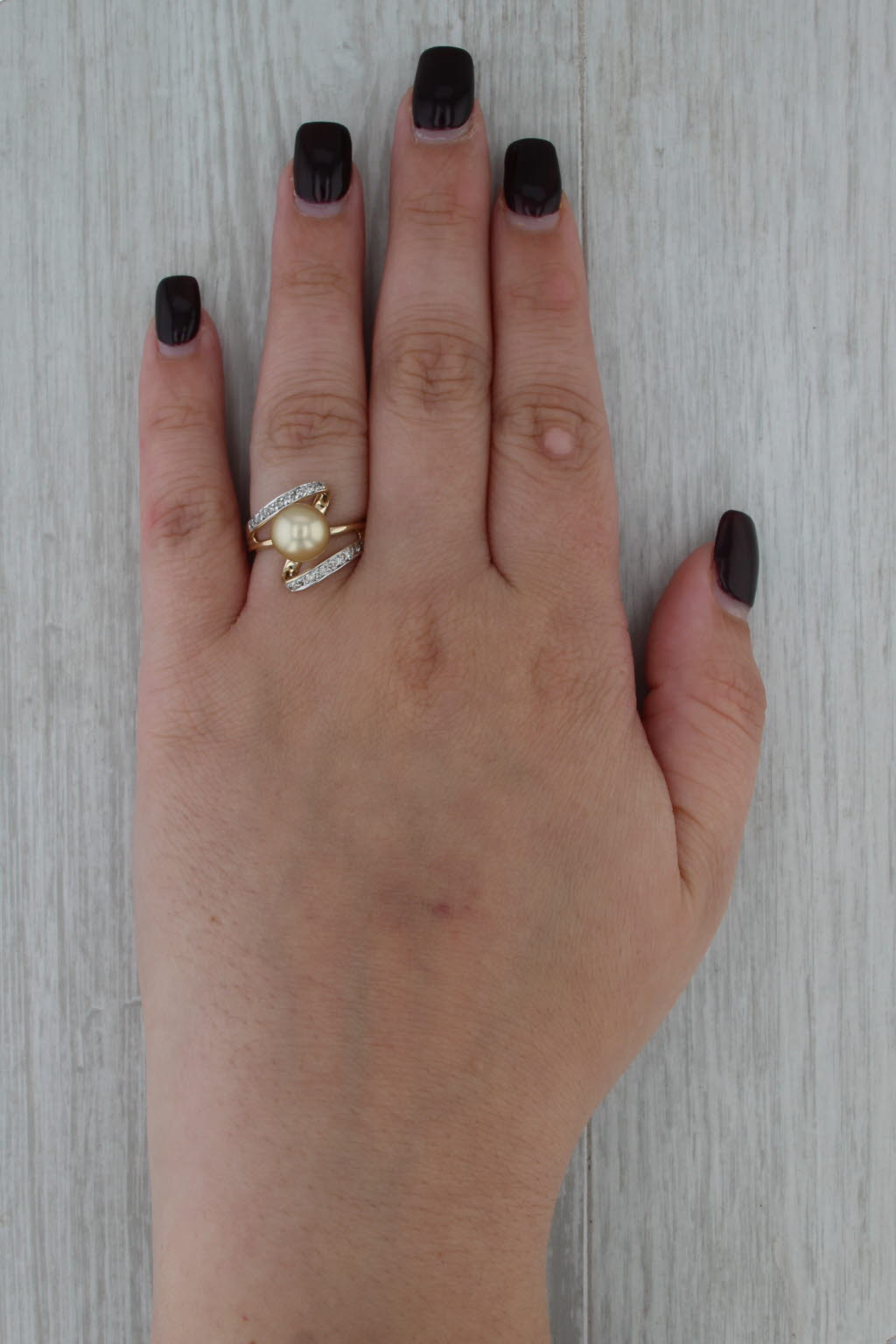 Golden Pearl 0.23ctw Diamond Bypass Ring 14k Yellow Gold Size 7