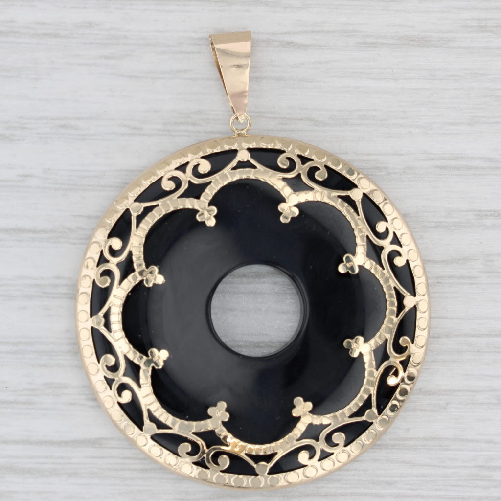 Light Gray Ornate Onyx Hololitsh Pendant 14k Yellow Gold Statement