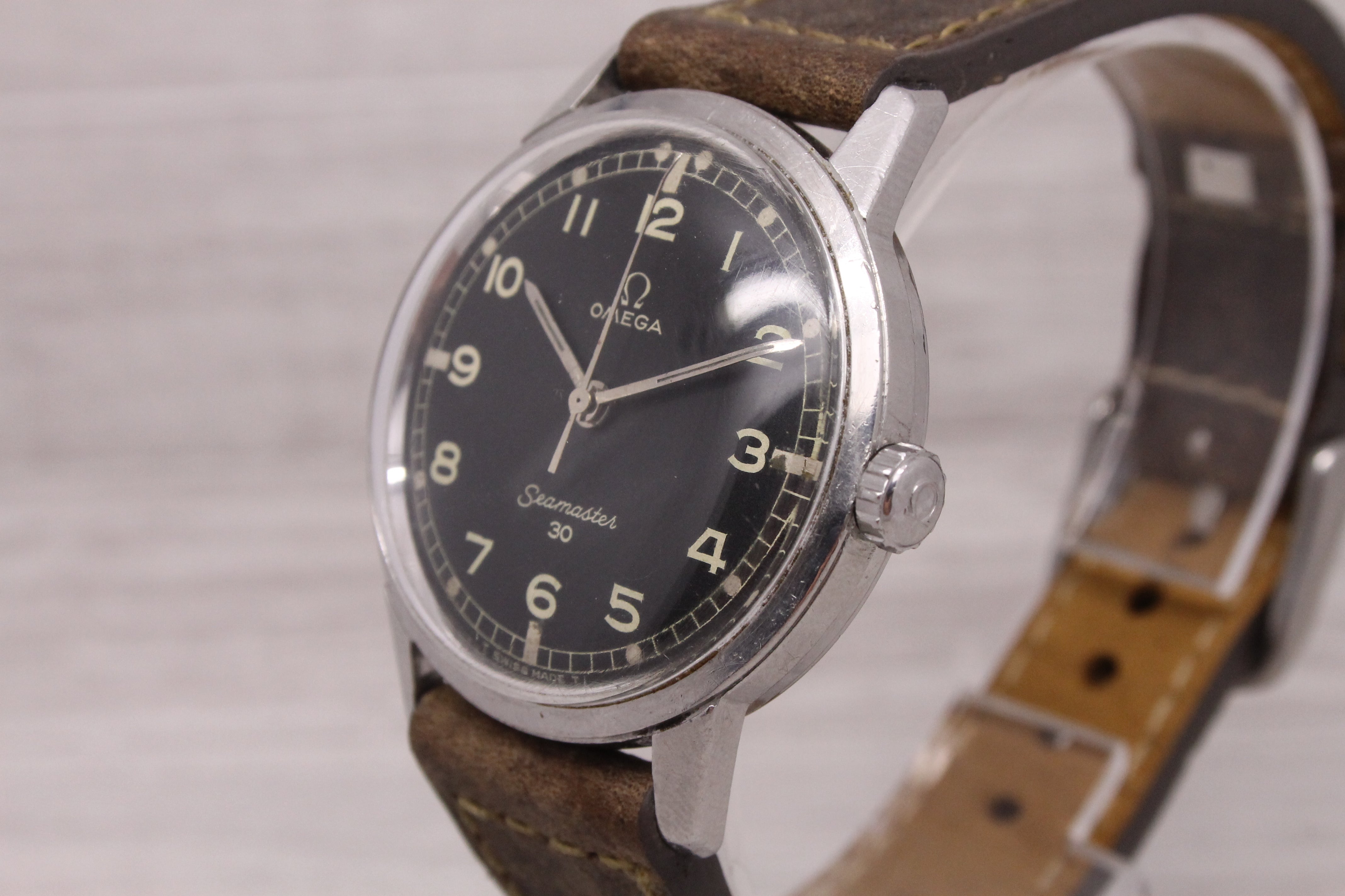 Dark Gray Vintage 1964 Omega Seamaster 30 Mens 35mm Steel Watch c.286 135.007-64 RARE DIAL
