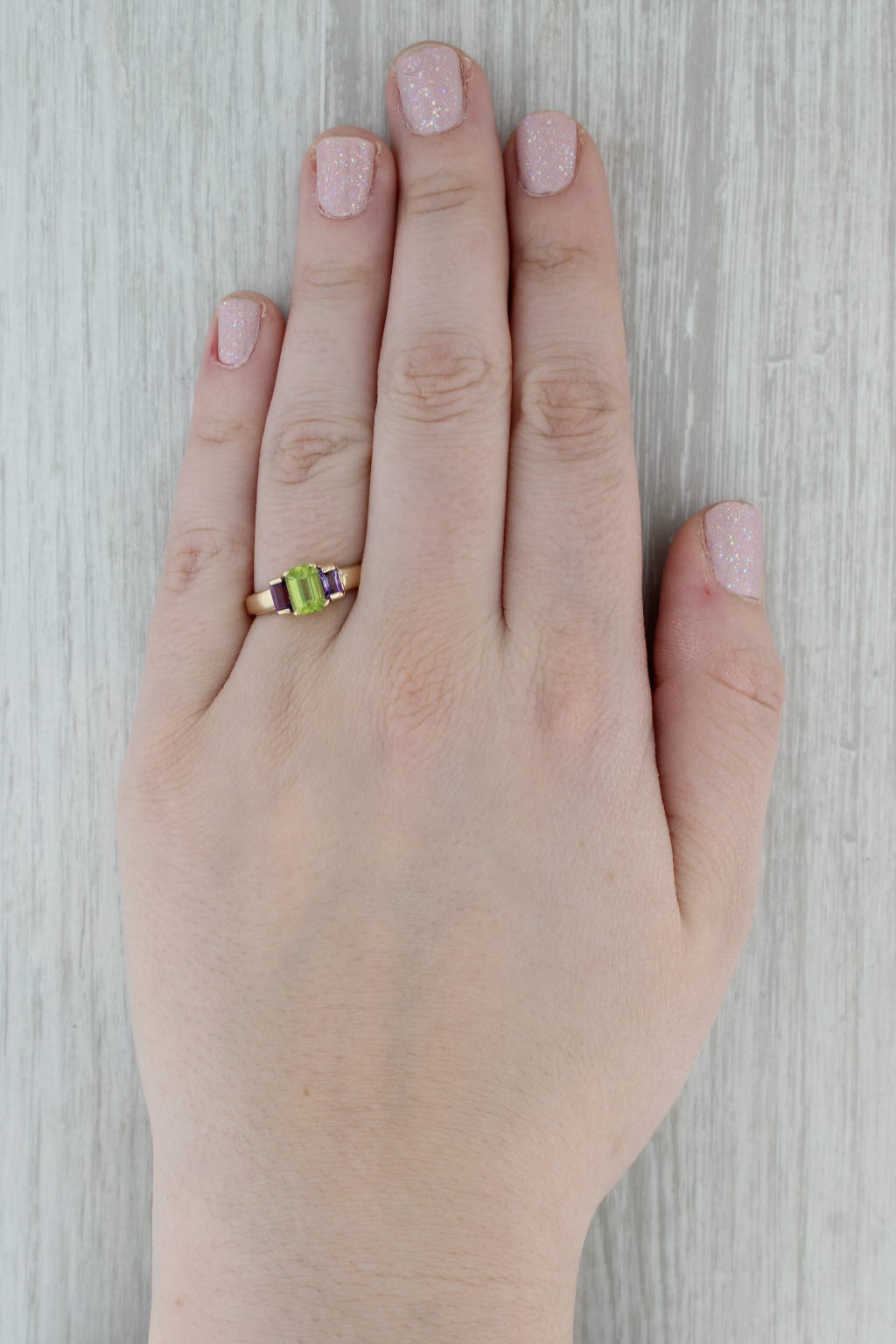 Dark Gray 1.59ctw Peridot Amethyst Ring 10k Yellow Gold Size 9