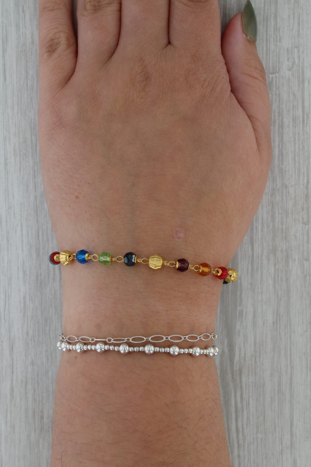 Multicolor Glass Bead Bracelet w/ Bell Charm 14k Yellow Gold 7"