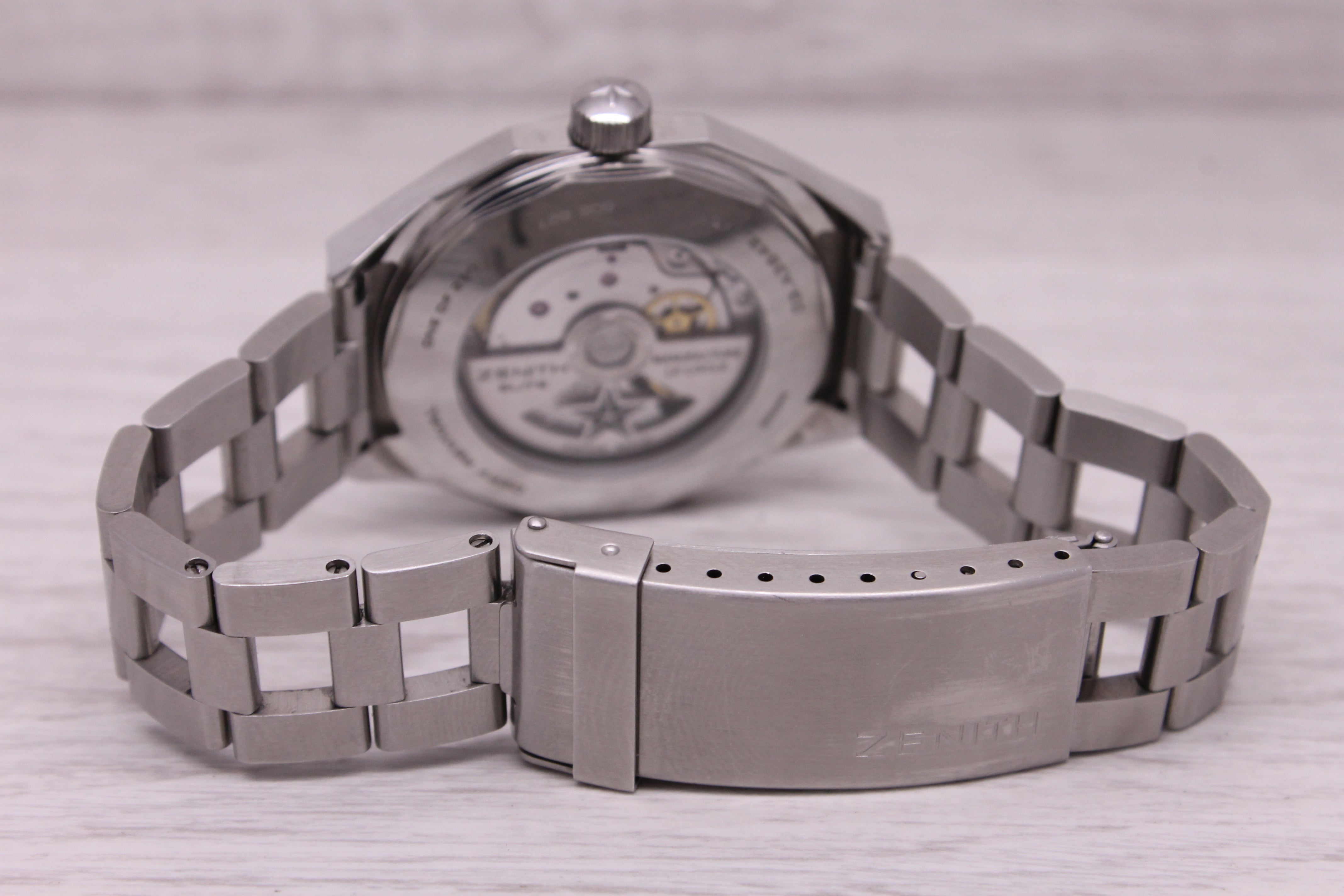 Zenith Defy Revival A3642 Mens 37.5mm Automatic Divers Watch Boutique w Band Box