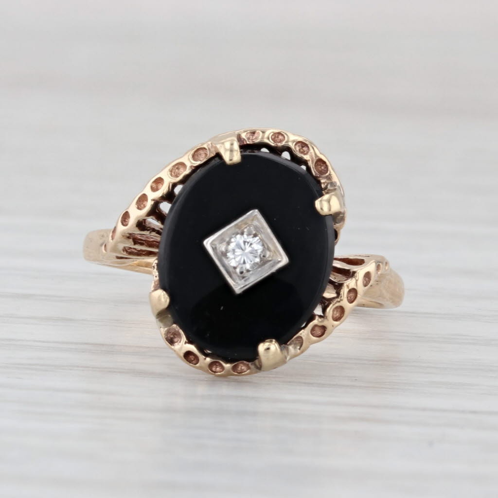Vintage Onyx Signet Ring 10k Yellow Gold Size 6.25 Diamond Accent