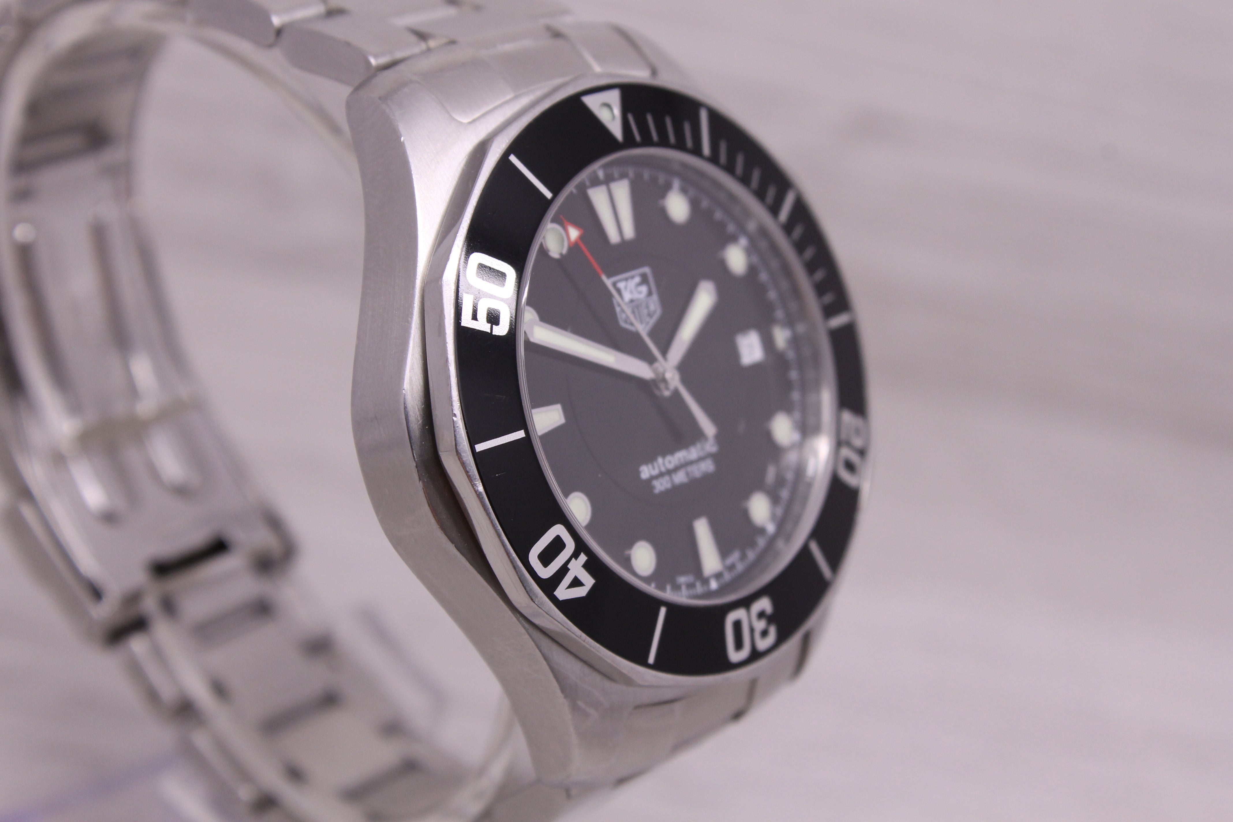 Tag Heuer 41mm Stainless Steel Automatic 300m Mens Divers Watch WAB2010 Bracelet