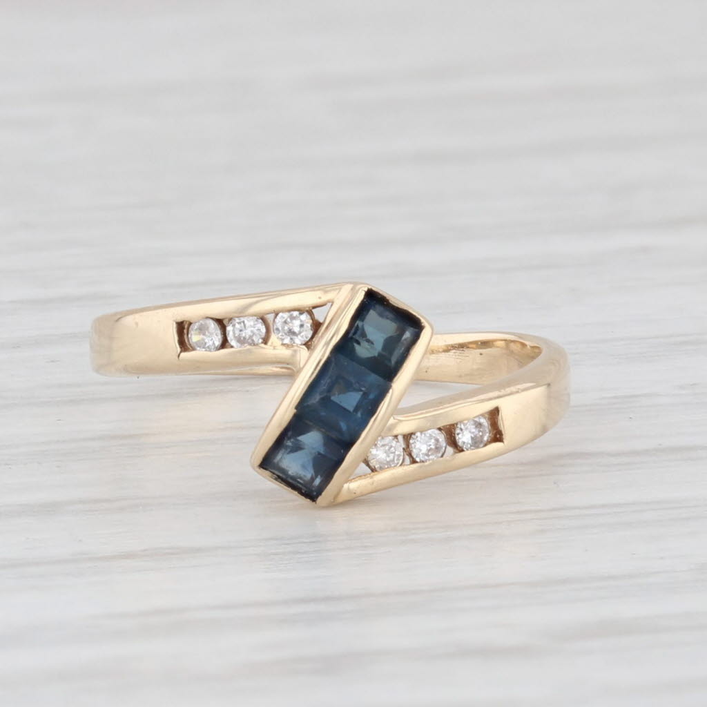 Light Gray 0.35ctw Blue Sapphire Diamond Bypass Ring 14k Yellow Gold Small Size 2.25
