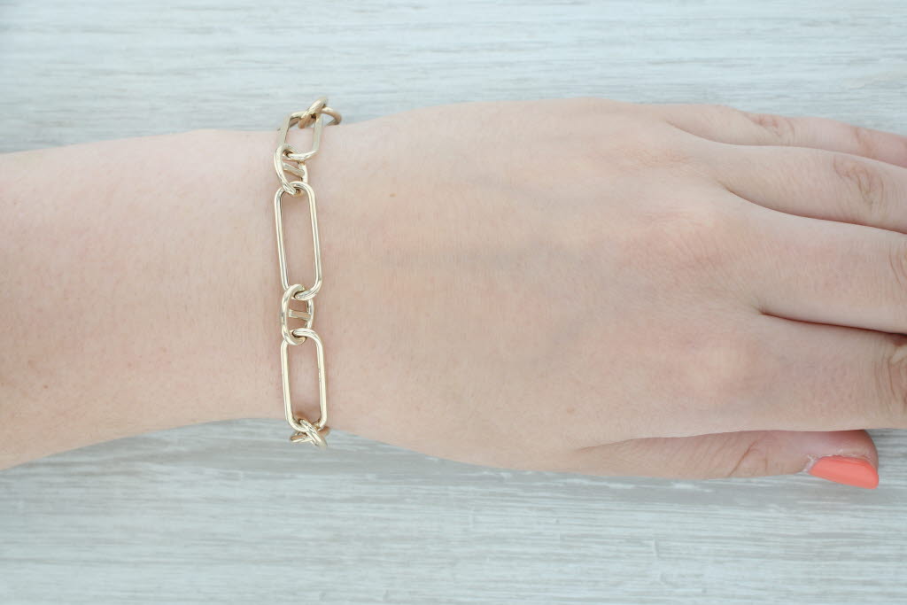 Gray Elongated Cable Mariner Chain Bracelet 14k Yellow Gold 7.5" 8.8mm