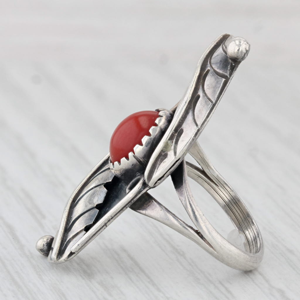 Light Gray Vintage Native American Red Coral Ring Sterling Silver Size 5.25 Statement