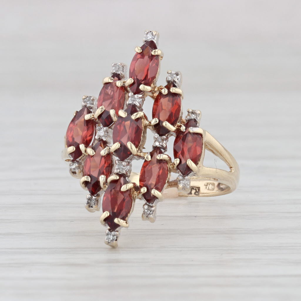 Light Gray 2.70ctw Garnet Cluster Ring 10k Yellow Gold Size 7 Cocktail