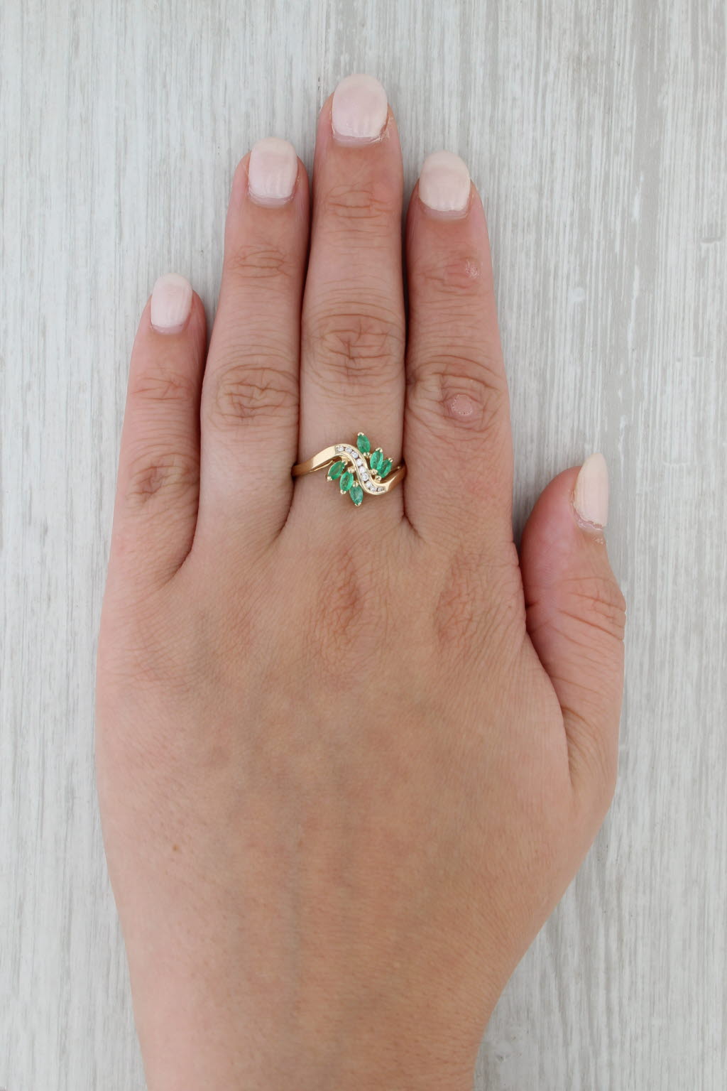 0.50ctw Emerald Diamond Bypass Ring 14k Yellow Gold Size 8.5