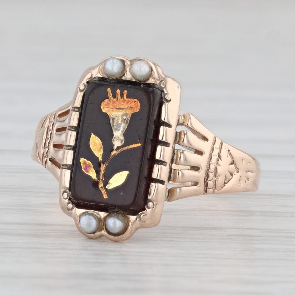 Light Gray Victorian Engraved Flower Ring 10k Gold Chalcedony Sardonyx Pearl Sz 6.75