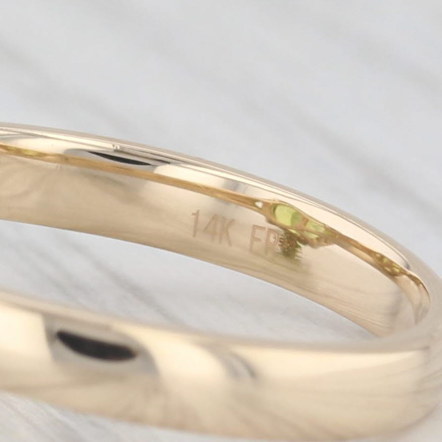 Light Gray 4.03ctw Oval Peridot Diamond Ring 14k Yellow Gold Size 7
