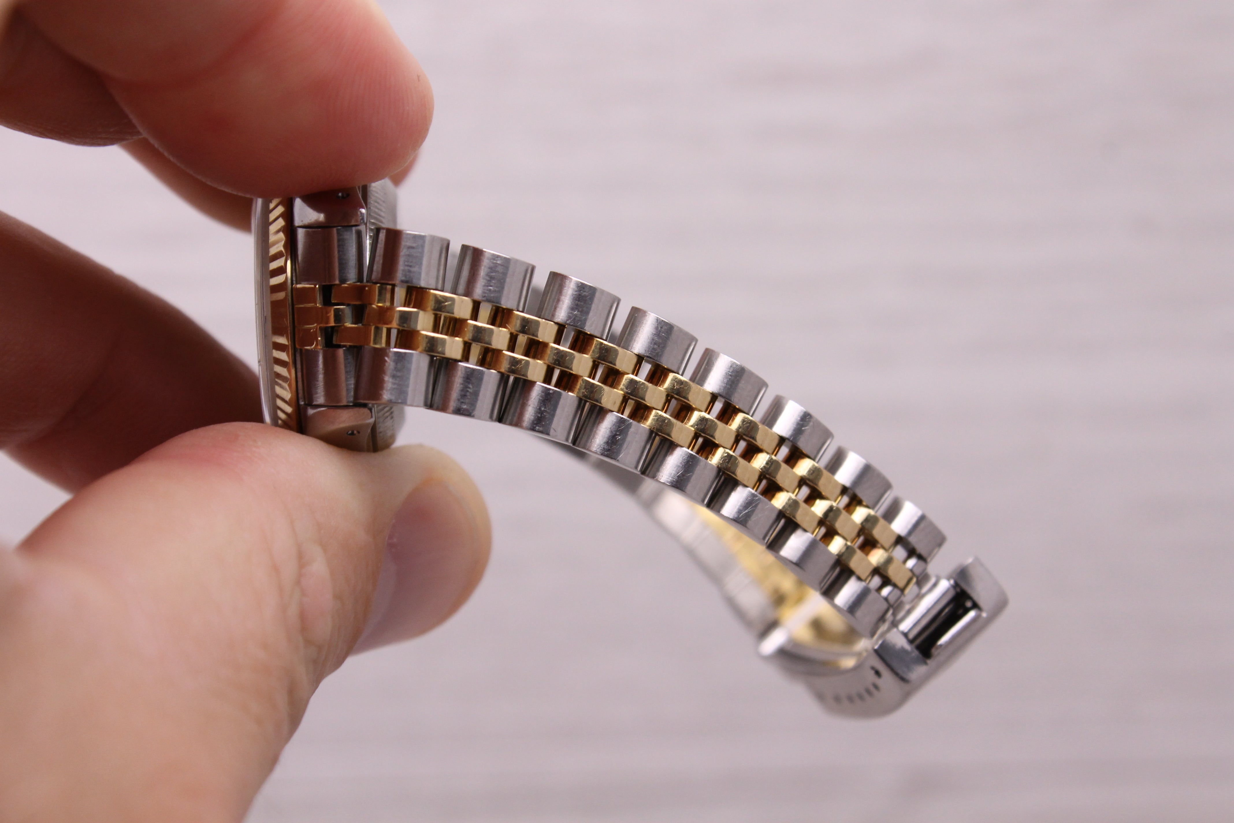 Gray Vintage 1989 Rolex Datejust 69173 Ladies 26mm Steel 18k Automatic Watch Jubilee