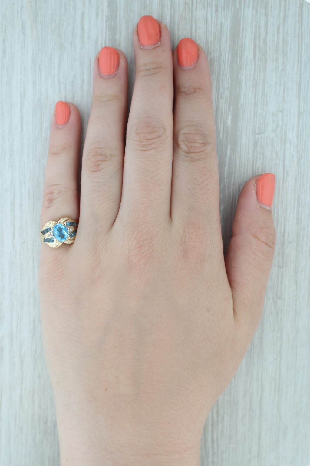 Gray 2.70ctw Oval Blue Topaz Ring 10k Yellow Gold Size 7.25
