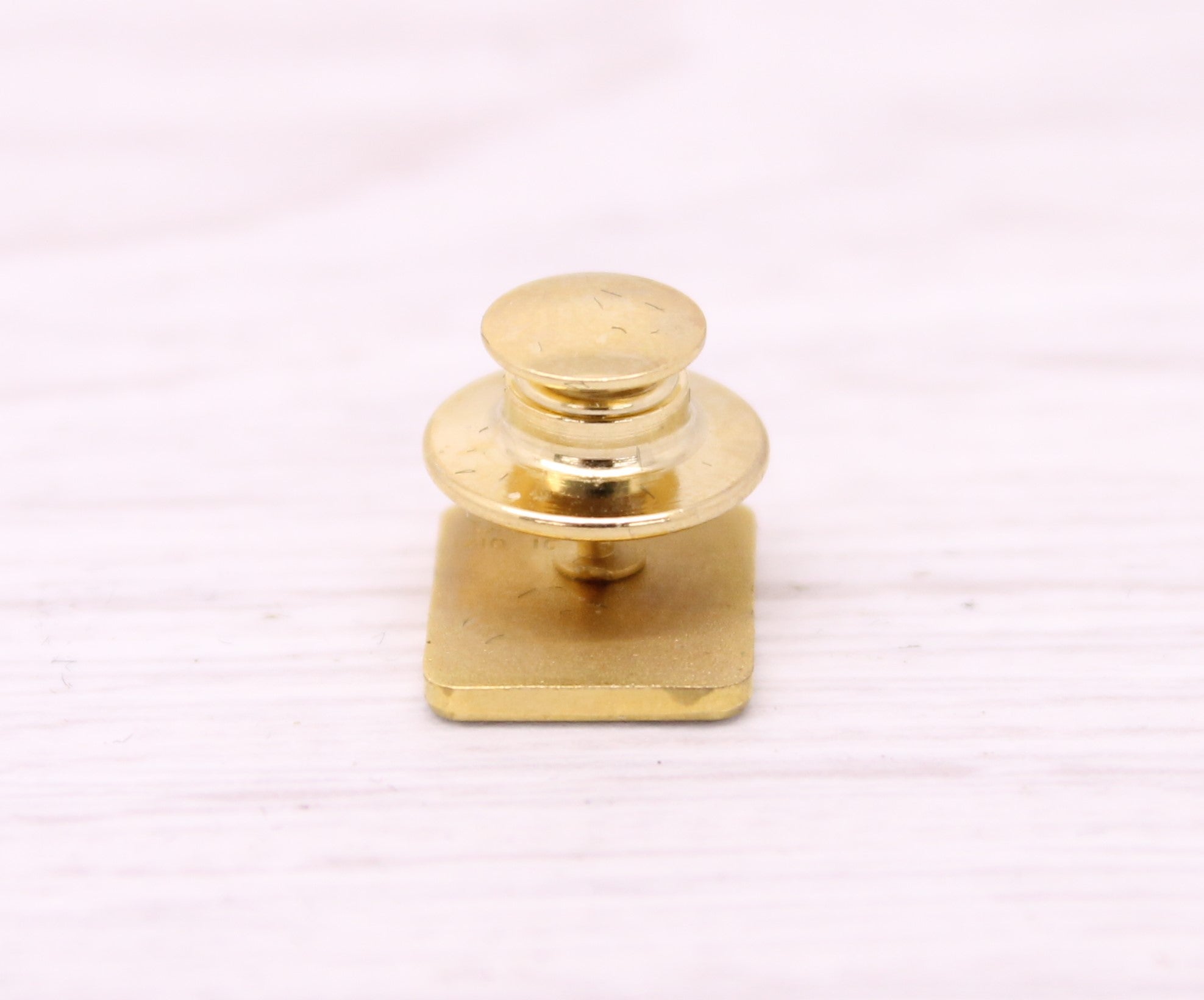Lavender Blush Vintage Gold Dr Pepper 7 Up Gold Filled Soda Company Service Tie Tac Lapel Pin