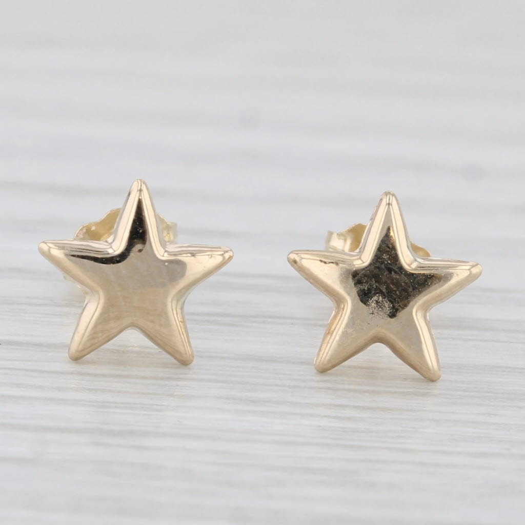 Light Gray Small Star Stud Earrings 14k Yellow Gold