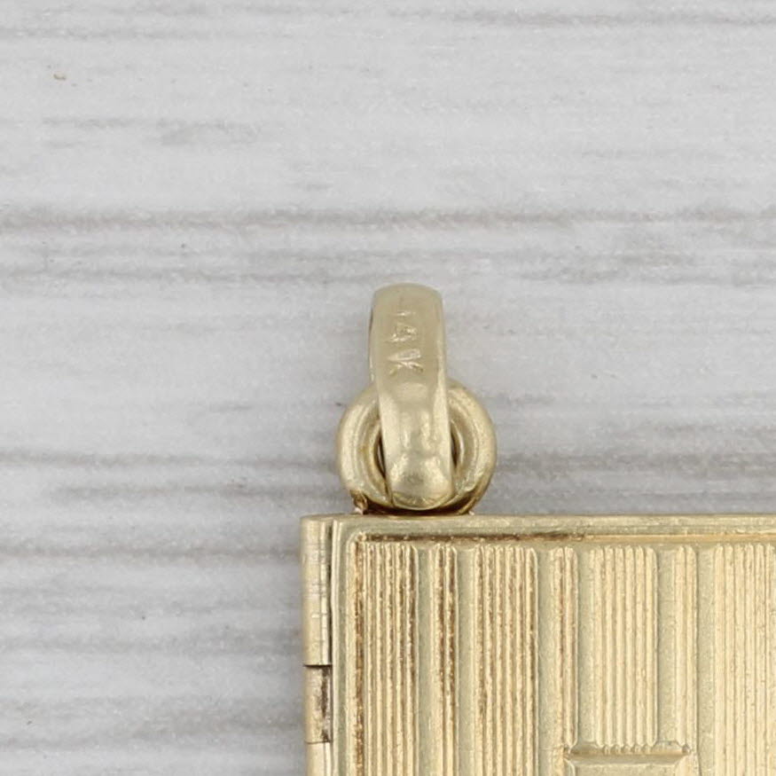 Gray Christmas Keepsake Book 14k Yellow Gold Engraved 1928 Amor Omnia Vincit Opens