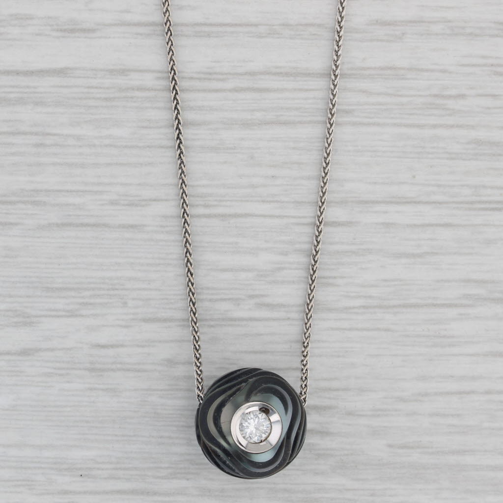 Gray New Diamond in a pearl Pendant Necklace 14k Gold Carved Tahitian 18" Galatea
